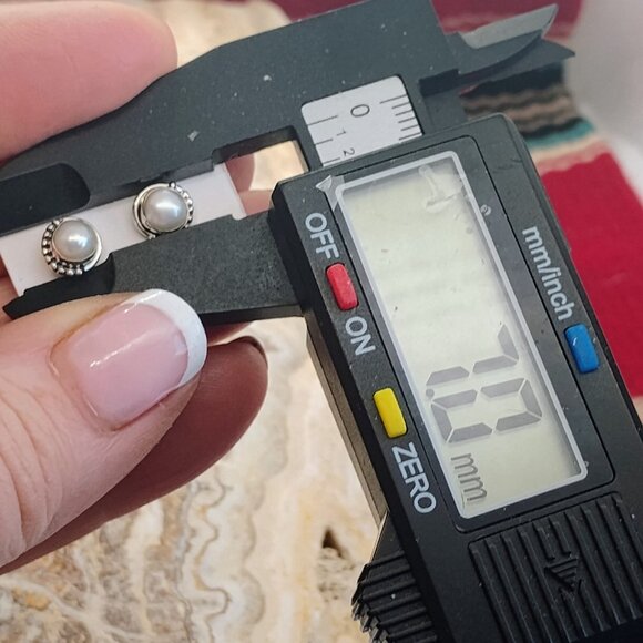 Sterling Silver Freshwater Pearl Stud Earrings & Pendant Set Boho Dainty - Picture 7 of 8